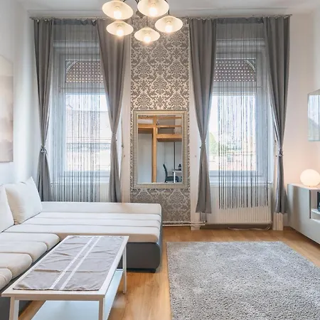 Bright Nest Liszt Academy 布达佩斯